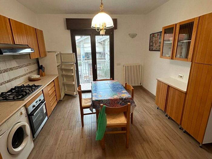 Appartamento con 5 locali in affitto in Viale San Martino, Abissinia, Riccione