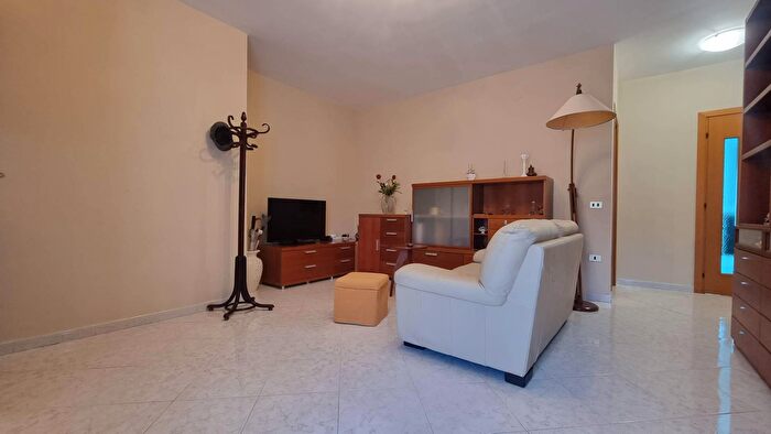 Appartamento trilocale in vendita in Macerata Campania