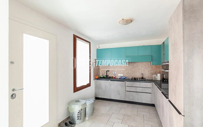 Appartamento con 5 locali in vendita in Via Pedicello, SantAgata Bolognese