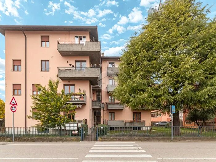 Appartamento trilocale in vendita in Via Scalilgeri, Bussolengo