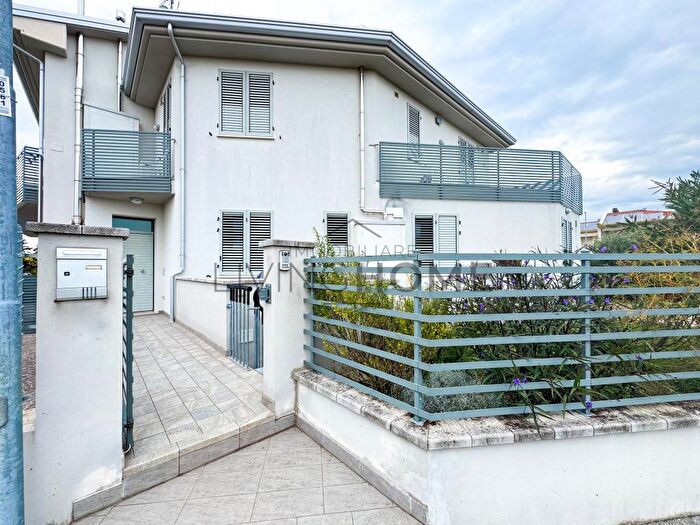 Appartamento bilocale in vendita in Via Brici, Santarcangelo Di Romagna