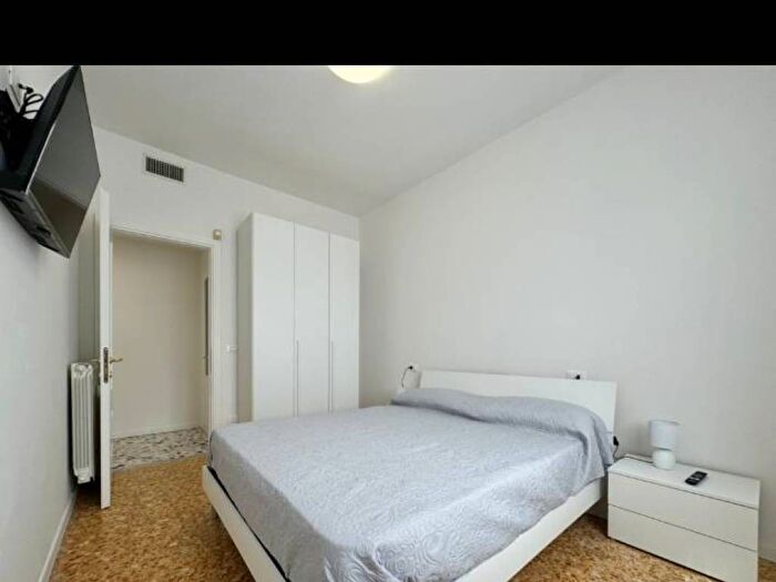 Appartamento trilocale in affitto in Via Luigi Ghirardi, Centro, Pietra Ligure