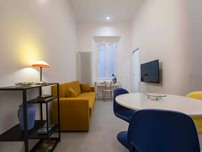 Appartamento monolocale in affitto in Via Giuseppe Giacosa, Milano