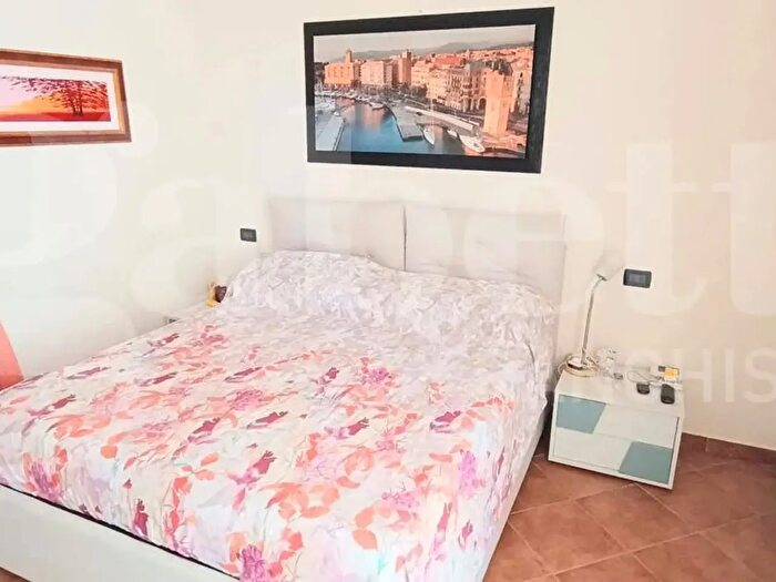 Appartamento trilocale in vendita in Via Saredo, Savona