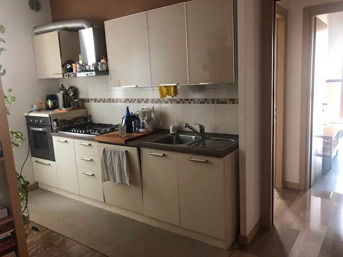 Appartamento trilocale in affitto in Viale Luzzatti, Treviso