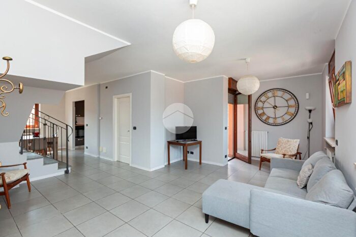 Casa con 5 locali in vendita in Via Macedonia, Collegno