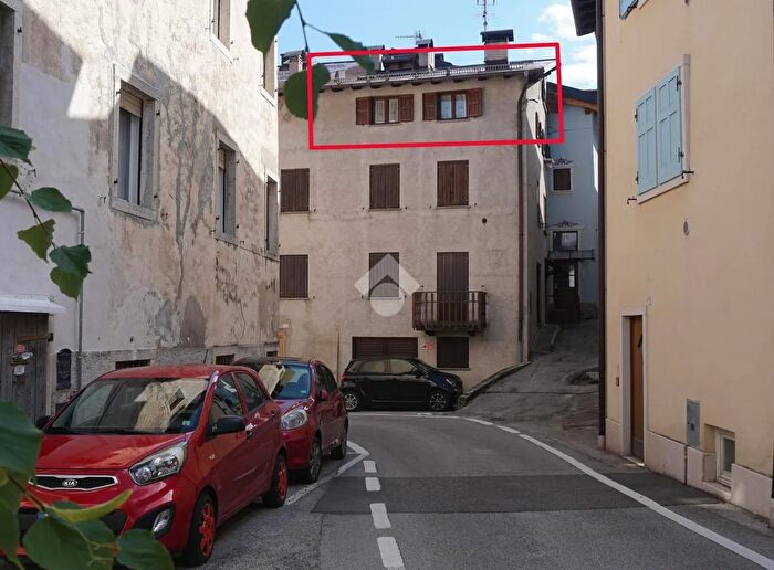 Appartamento trilocale in vendita in Via Giuseppe Garibaldi, Fai Della Paganella