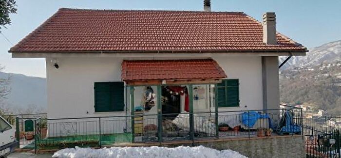 Casa con 5 locali in vendita in Località Lamberta, Stella