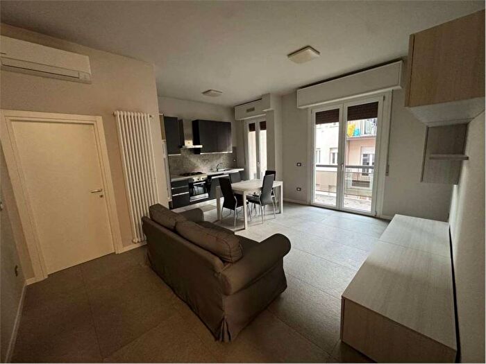 Appartamento quadrilocale in affitto in via Bellini, Musicisti, Modena