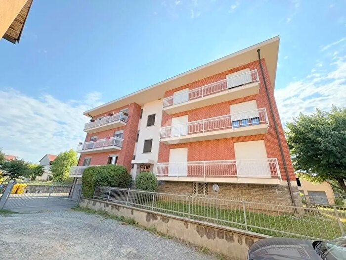 Appartamento quadrilocale in vendita in Via Roma, San Francesco Al Campo