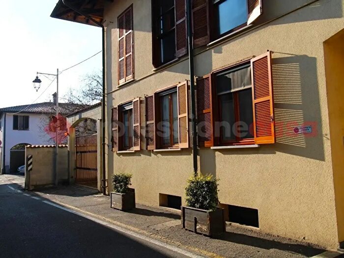 Appartamento trilocale in vendita in Viale della Vittoria, Vaprio DAdda