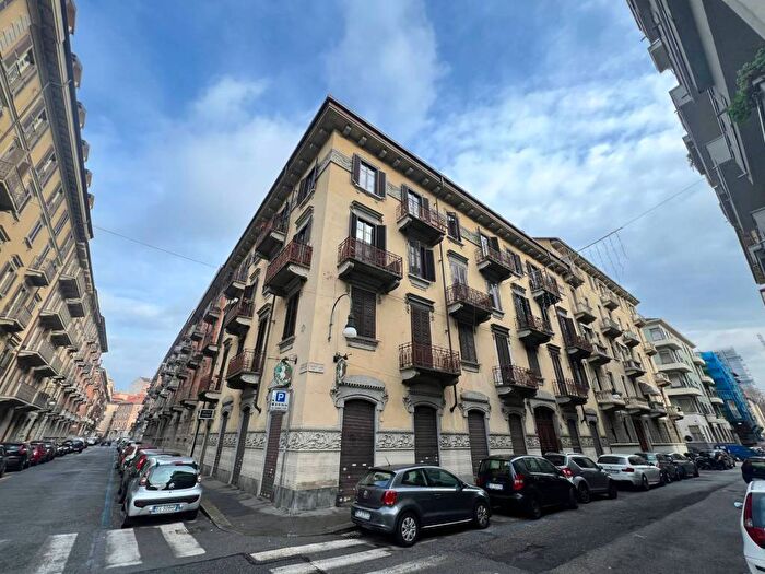 Appartamento quadrilocale in affitto in Via Grassi, Cit Turin, Torino