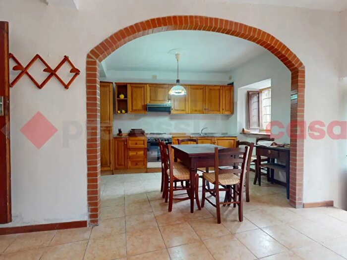 Casa trilocale in vendita in Via Cavalieri di Vittorio Veneto, Sillano Giuncugnano