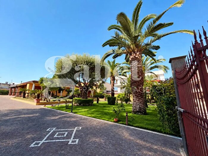 Casa con 5 locali in vendita in Via GSiani, Parete