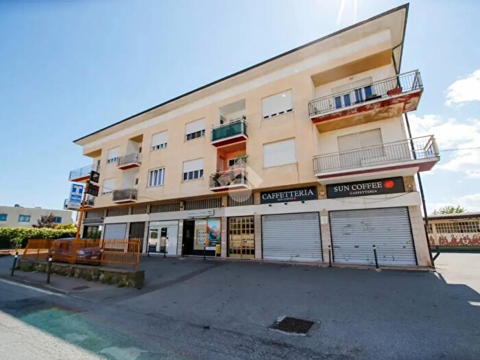 Appartamento trilocale in vendita in Corso Indipendenza, Rivarolo Canavese