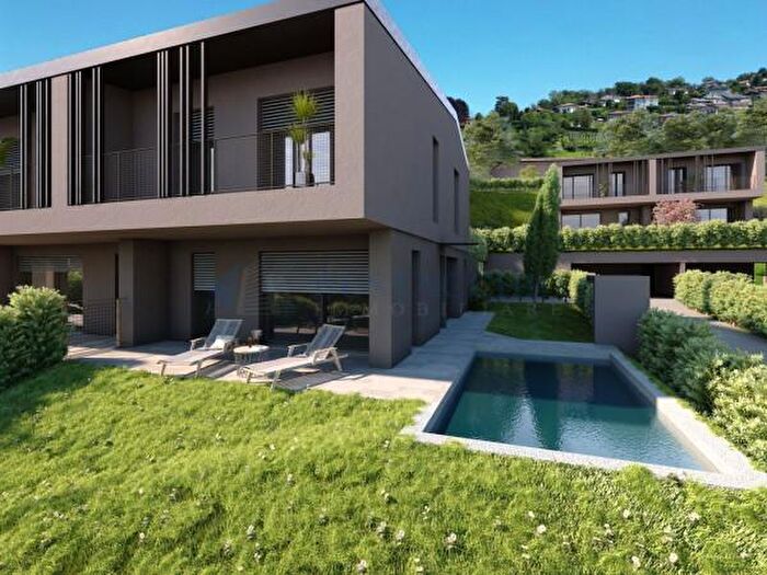 Casa quadrilocale in vendita in Via Libertà, Ponteranica