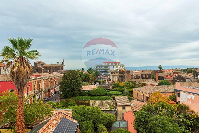 Appartamento trilocale in vendita in Via Nuova, Mascalucia