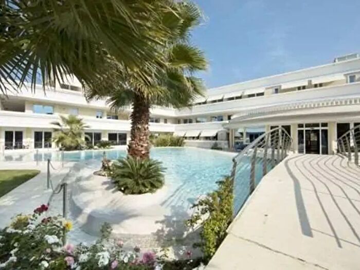 Appartamento trilocale in vendita in Via Brescia, Sirmione
