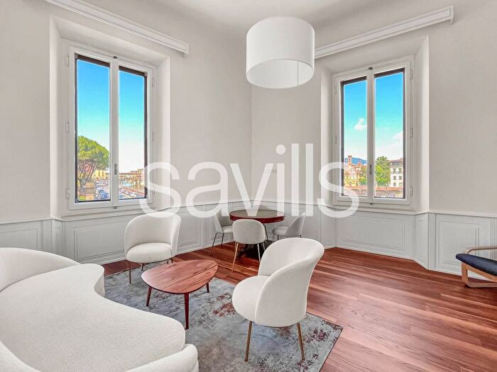 Appartamento con 5 locali in affitto in Lungarno Serristori, San Niccolò, Firenze