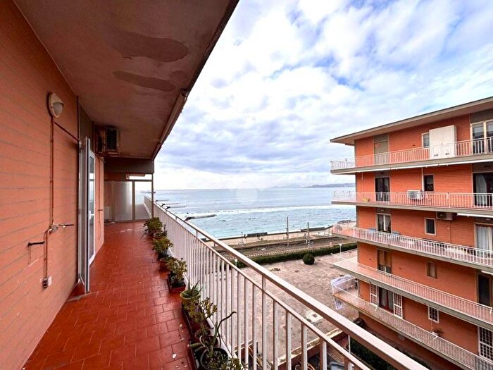 Appartamento quadrilocale in affitto in Corso Garibaldi, Portici