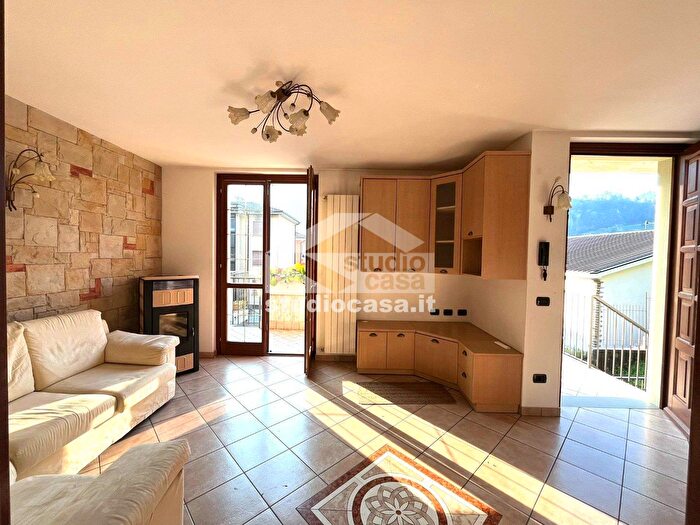 Casa trilocale in vendita in Partigiani, San Pellegrino Terme