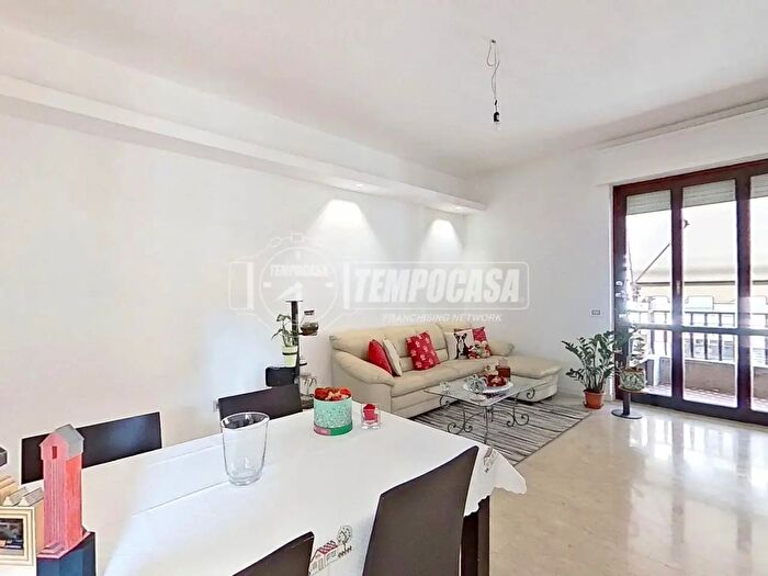 Appartamento trilocale in vendita in Via Monza, Brugherio