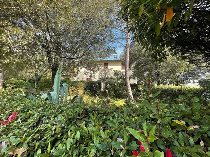 Casa con 6 locali in vendita in Via San Gregorio, Fucecchio