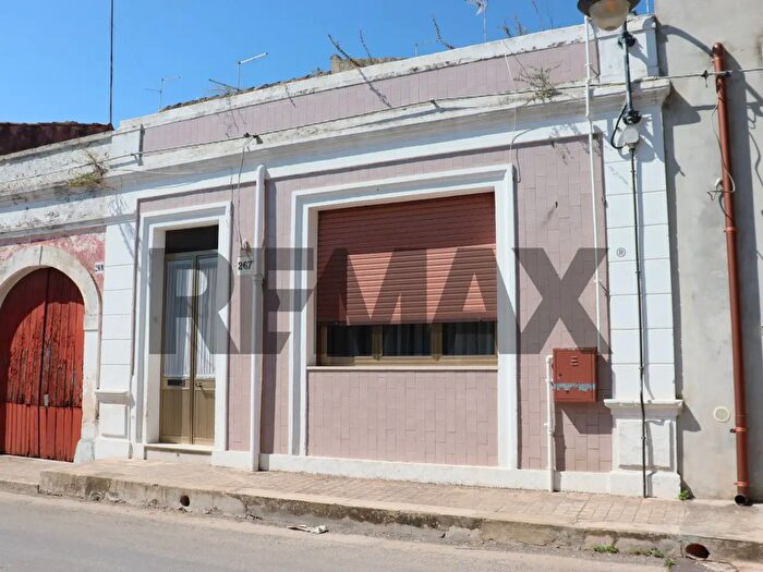 Casa con 5 locali in vendita in Via Giuseppe Garibaldi, Canicattini Bagni