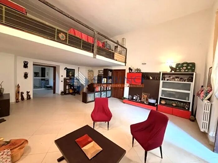 Appartamento con 5 locali in vendita in Via Carmine, Modugno