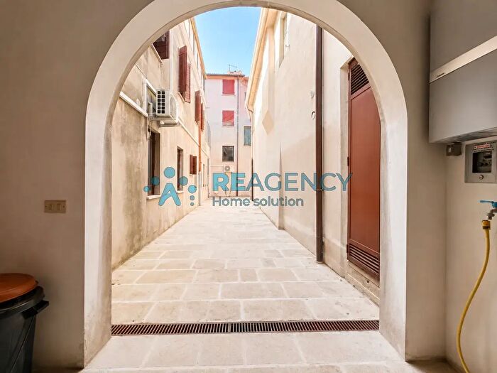 Casa con 5 locali in vendita in Este