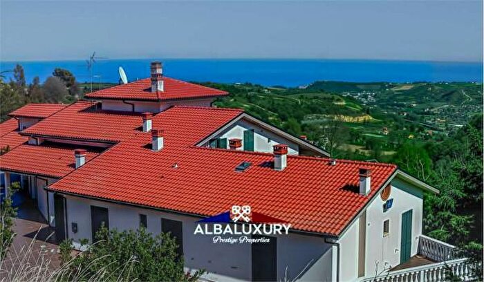 Casa con 6 locali in vendita in Via Emidio Cellini, Ripatransone