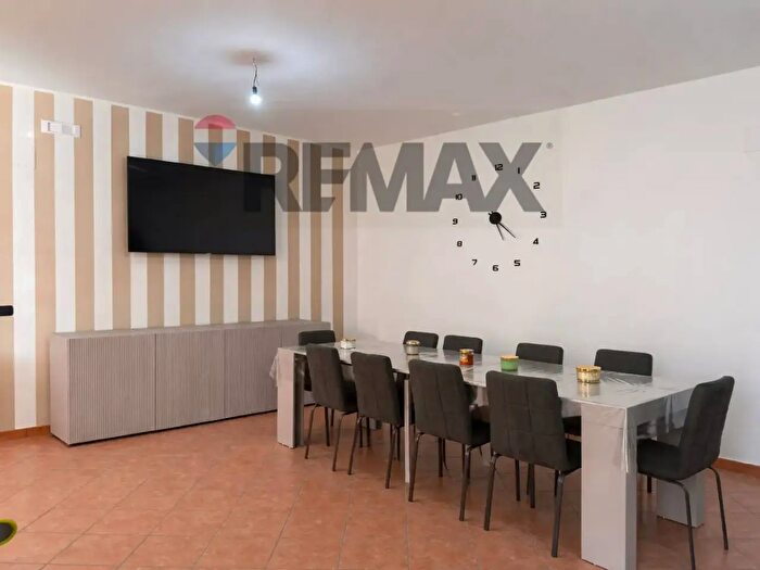 Appartamento con 6 locali in vendita in Via Filomeno Lorini, Roccasecca