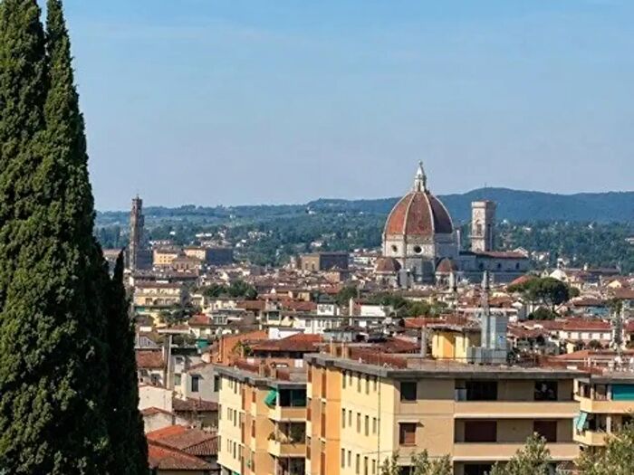 Appartamento trilocale in affitto in Via Timoteo Bertelli, Firenze