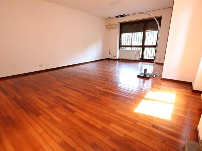 Appartamento con 6 locali in affitto in Via Dante Alighieri, San Biagio, Monza