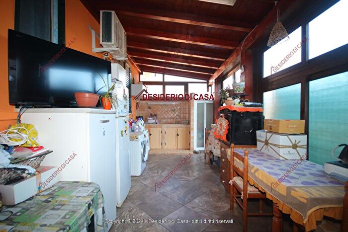 Casa trilocale in vendita in Via delle Salinelle Piane Vecchie Pa Italia, Lascari