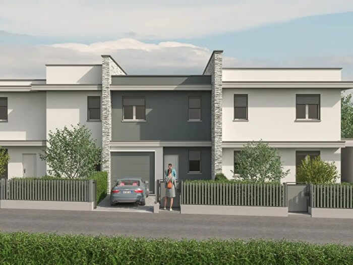 Case in Vendita e in Affitto - 2