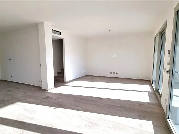 Casa trilocale in vendita in Strada Montechiarugolo, Parma