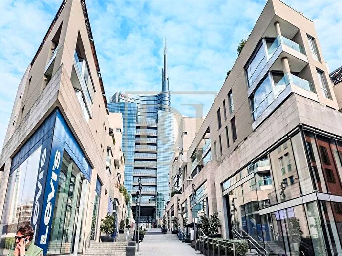 Appartamento bilocale in affitto in Via Capelli, Garibaldi Corso Como, Milano