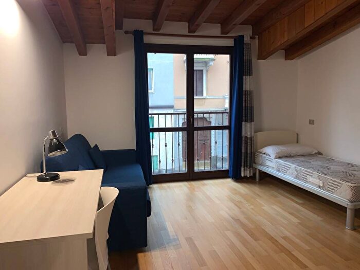 Appartamento bilocale in affitto in Via Francesco Brioschi, Pezzotti Meda, Milano