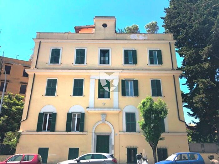 Appartamento trilocale in affitto in Via degli Orti della Farnesina, Vigna Clara Vigna Stelluti, Roma