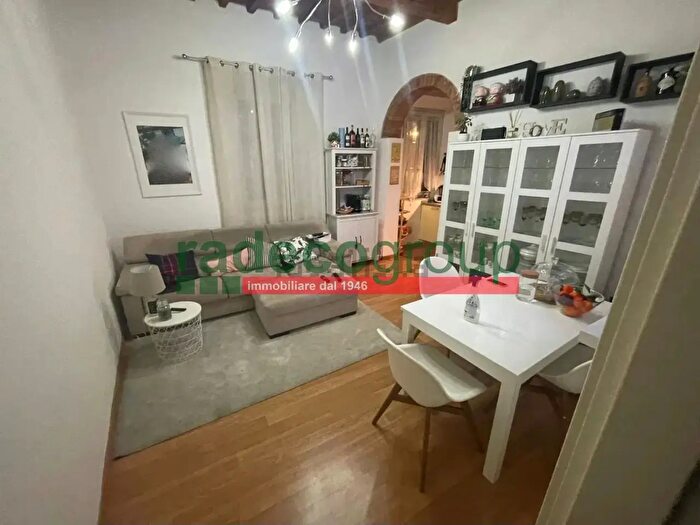 Appartamento quadrilocale in vendita in Via del Mare, Livorno