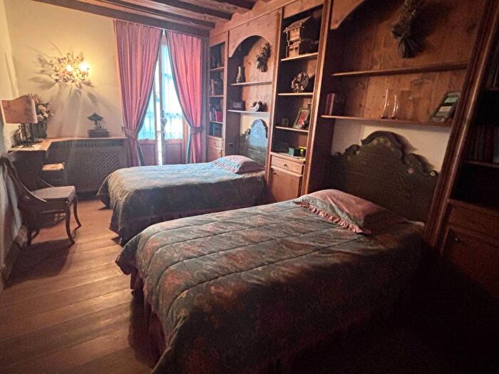 Appartamento trilocale in affitto in Via Roma, Centro, Courmayeur