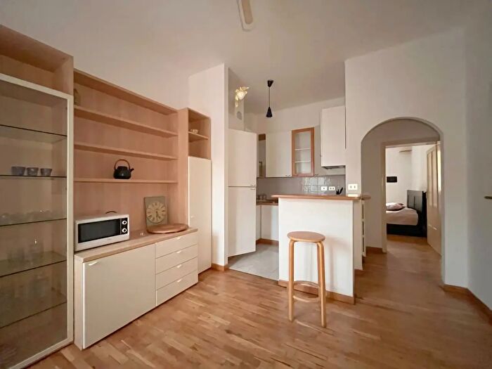 Appartamento bilocale in affitto in Via Saragozza, Bologna