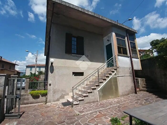 Casa quadrilocale in vendita in Voc Colle, Acquasparta