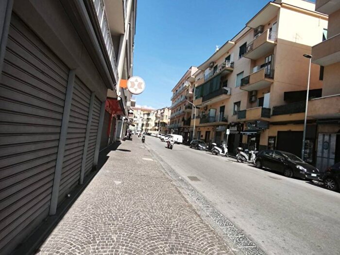 Appartamento trilocale in vendita in Via Giuseppe Cosenza, Centro, Castellammare di Stabia