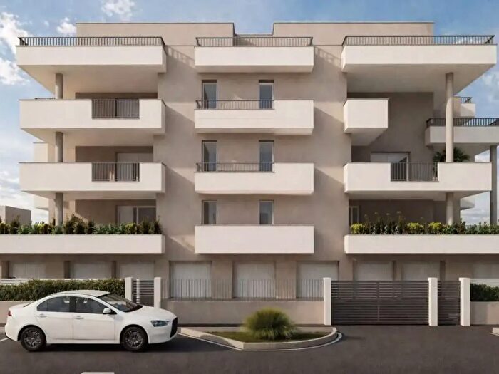 Appartamento quadrilocale in vendita in Modena