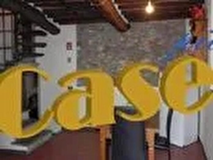 Casa con 6 locali in vendita in Camaiore