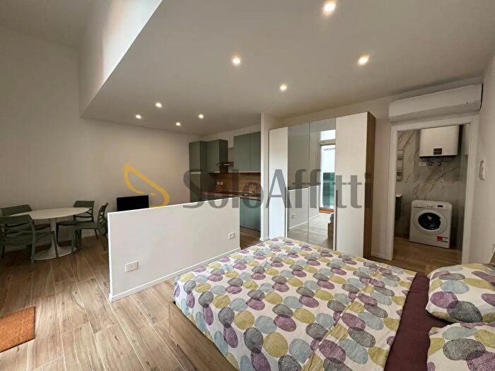 Appartamento monolocale in affitto in Via Giambologna, Bologna