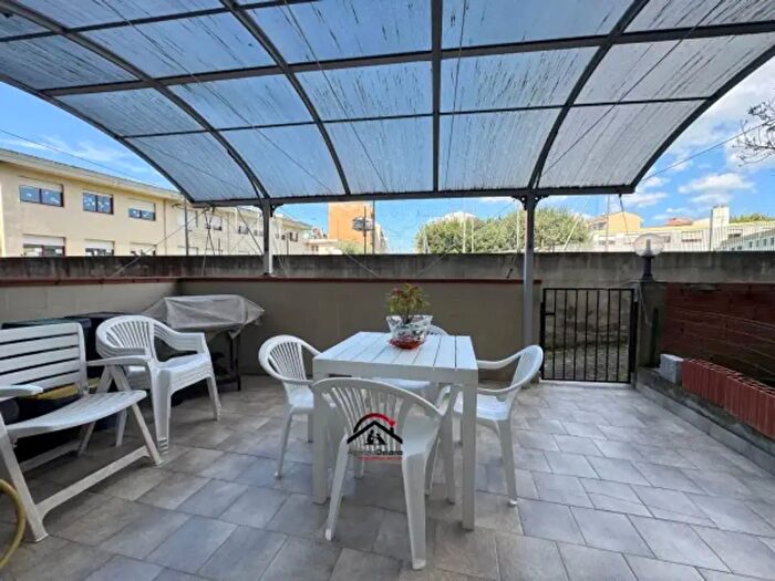 Appartamento con 5 locali in vendita in Via PitzE Serra, Quartu SantElena