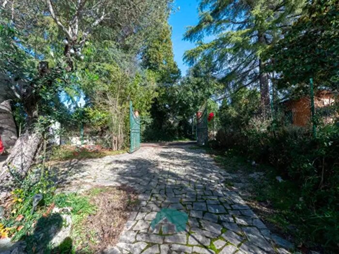 Casa quadrilocale in vendita in Via di Colle Spina, Poli